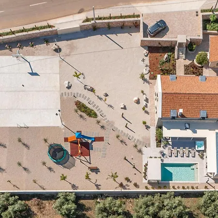 Utopia Tatil Evi