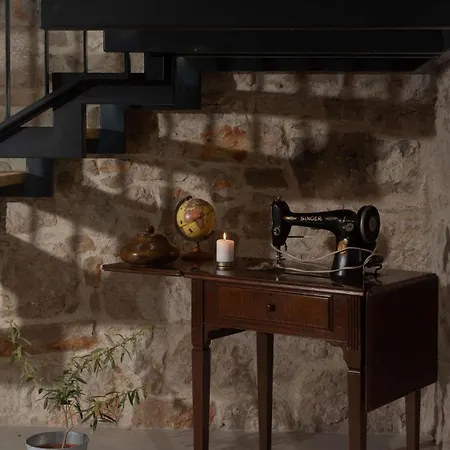 別荘 Utopia ウグリャン