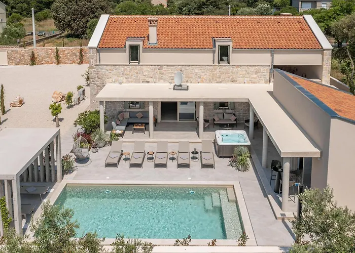 Utopia 펜션 우글랸