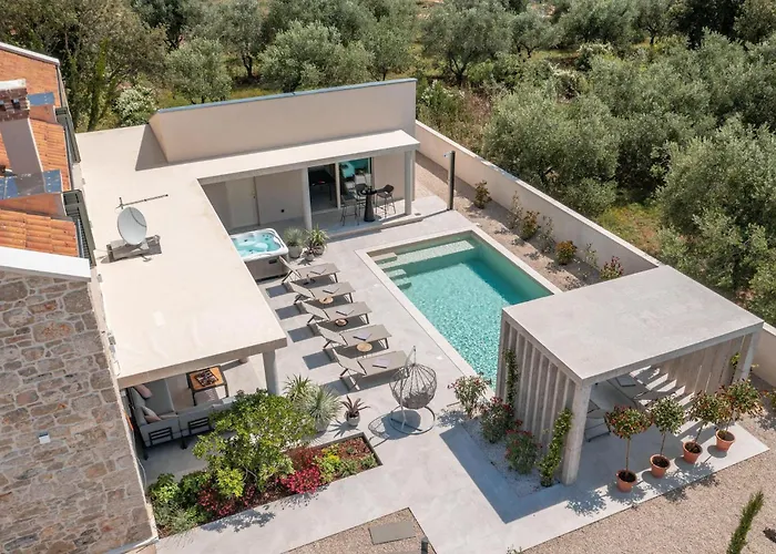 Дом отдыха Utopia *